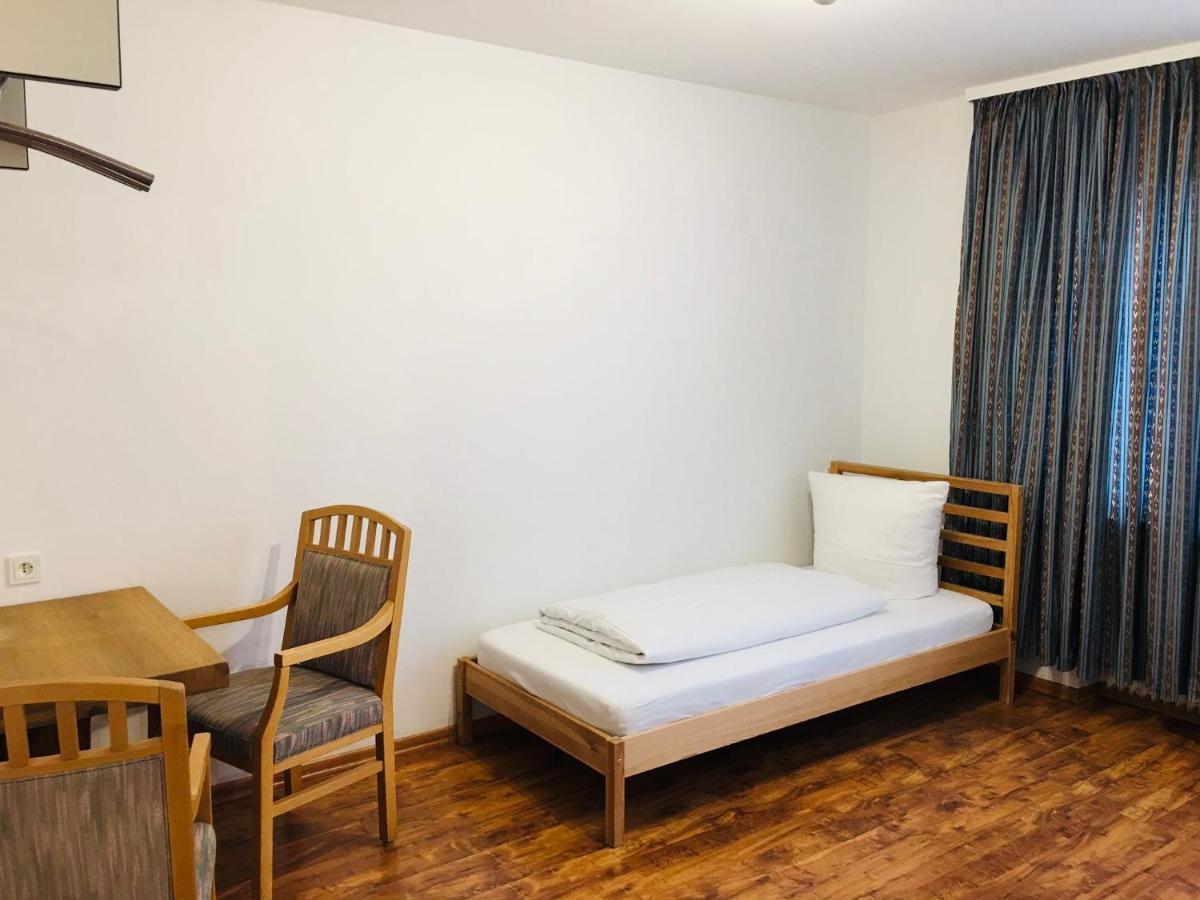 Apartamente Pfullingen Zewnętrze zdjęcie